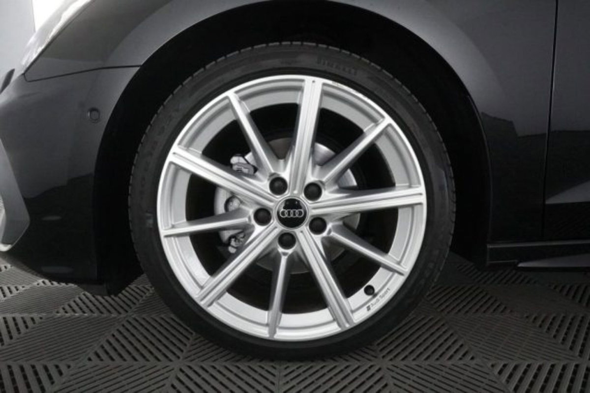 Audi A3 Sportback 35 TDI S tronic S line edition (8)