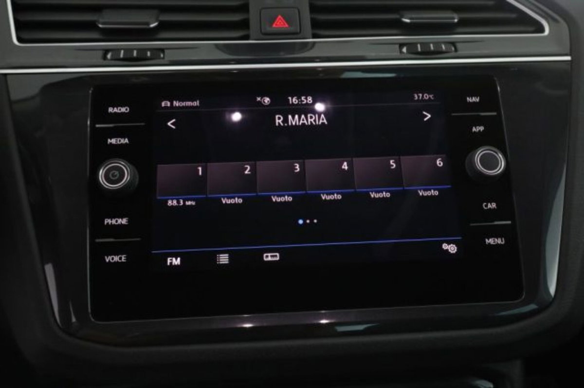 Volkswagen Tiguan Allspace 2.0 TDI SCR DSG 4MOTION Advanced BMT (11)