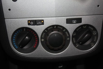 Opel Corsa 1.3 CDTI 95CV ecoFLE3 porte Edition (9)