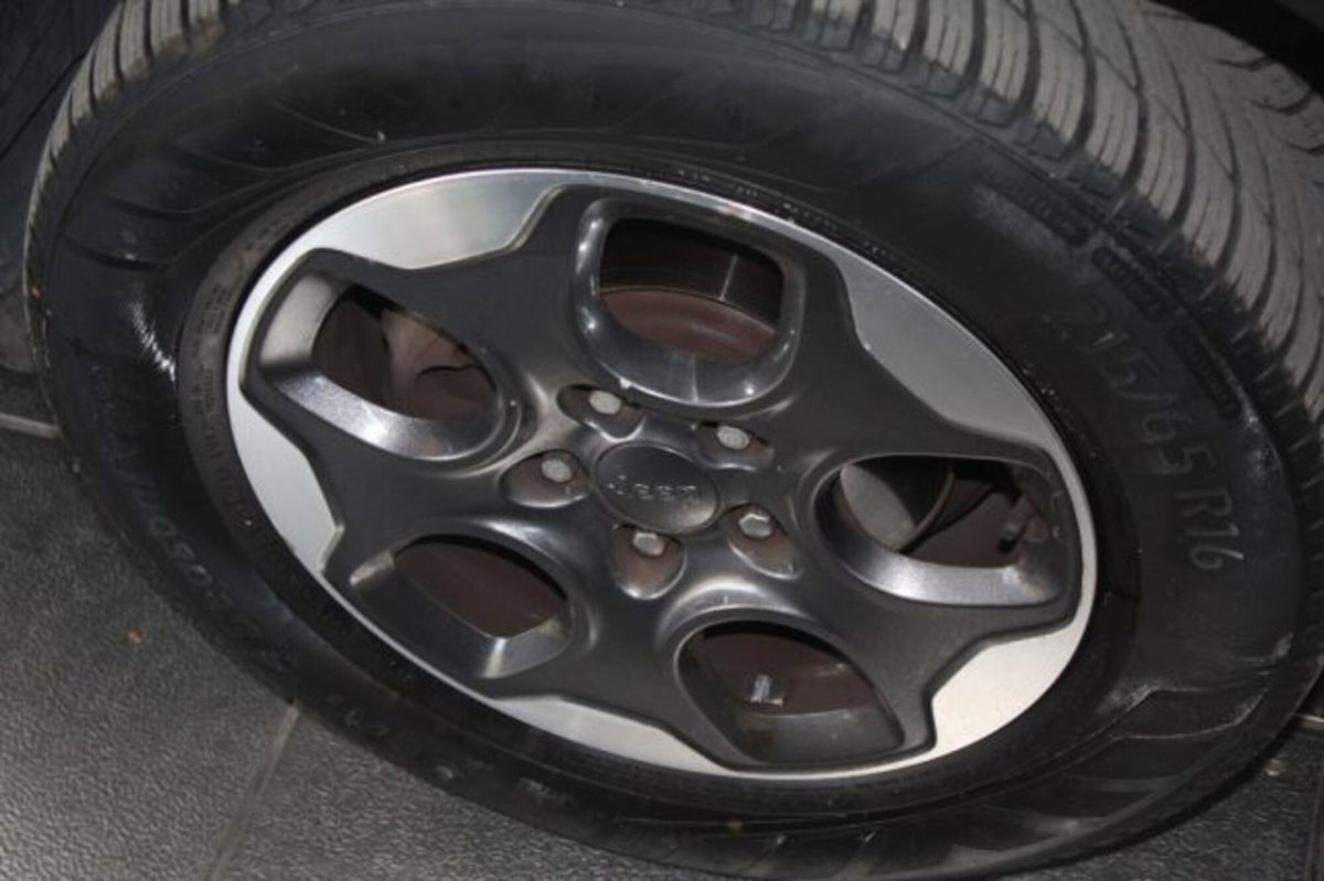 Jeep Renegade 1.6 Mjt 120 CV Longitude (9)