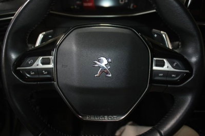 Peugeot 2008 PureTech 130 S&S EAT8 Allure Pack (13)