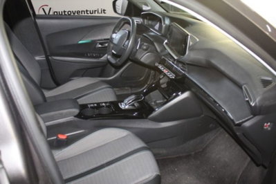 Peugeot 2008 PureTech 130 S&S EAT8 Allure Pack (7)