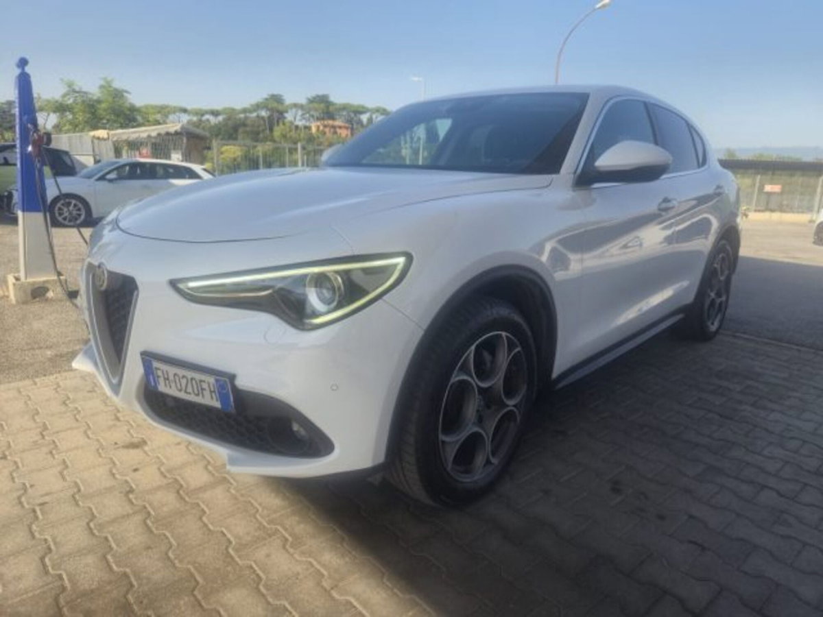 Alfa Romeo Stelvio Stelvio 2.2 Turbodiesel 210 CV AT8 Q4 Executive (3)
