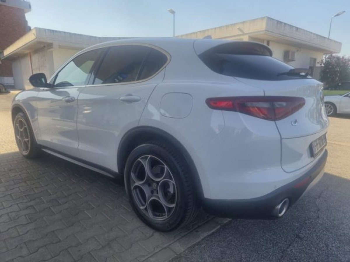 Alfa Romeo Stelvio Stelvio 2.2 Turbodiesel 210 CV AT8 Q4 Executive (5)