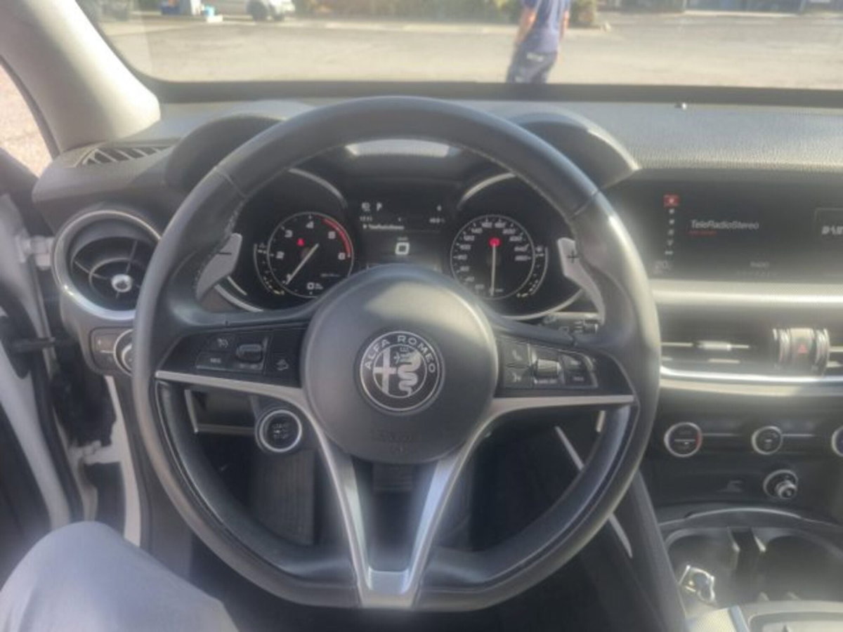 Alfa Romeo Stelvio Stelvio 2.2 Turbodiesel 210 CV AT8 Q4 Executive (7)