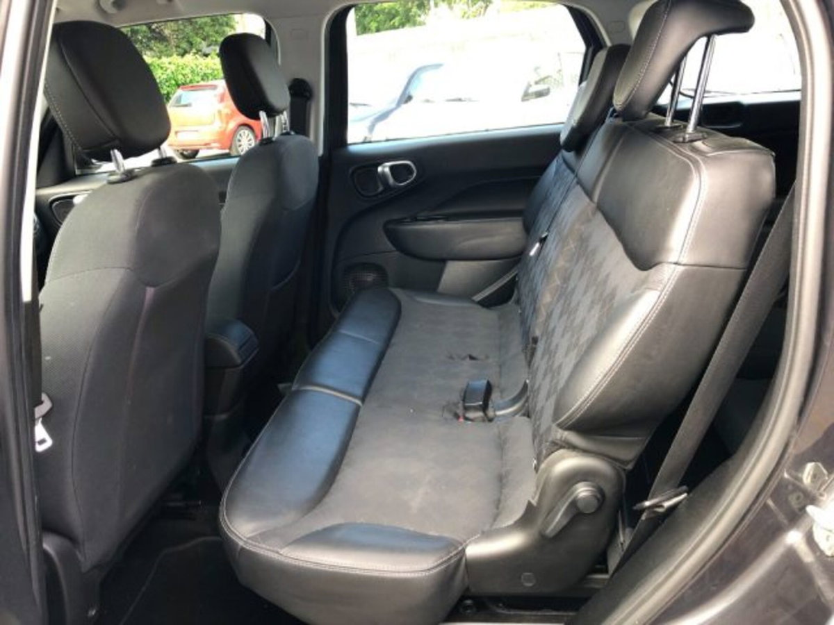 Fiat 500L Wagon 1.3 Multijet 95 CV Dualogic Lounge (11)