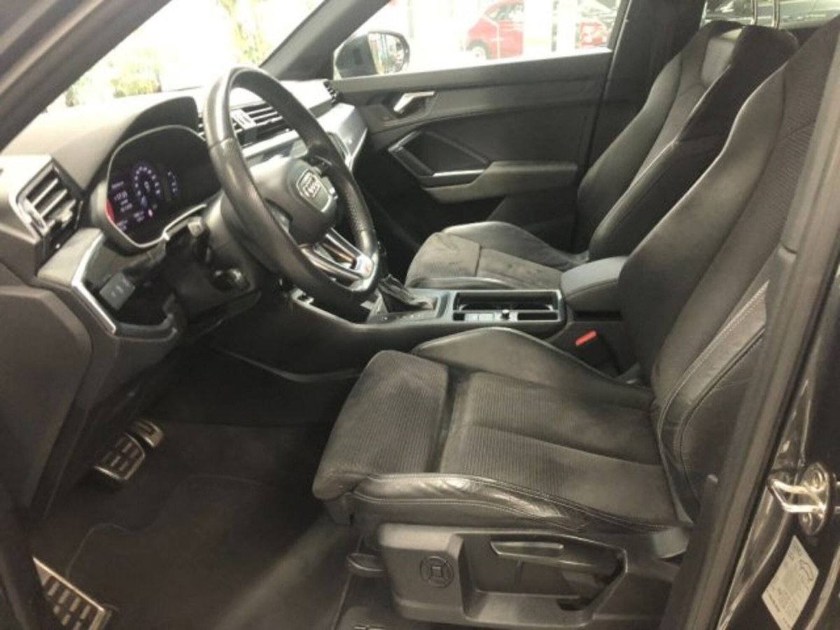 Audi Q3 2.0 TDI 150 CV S tronic S line Edition (10)