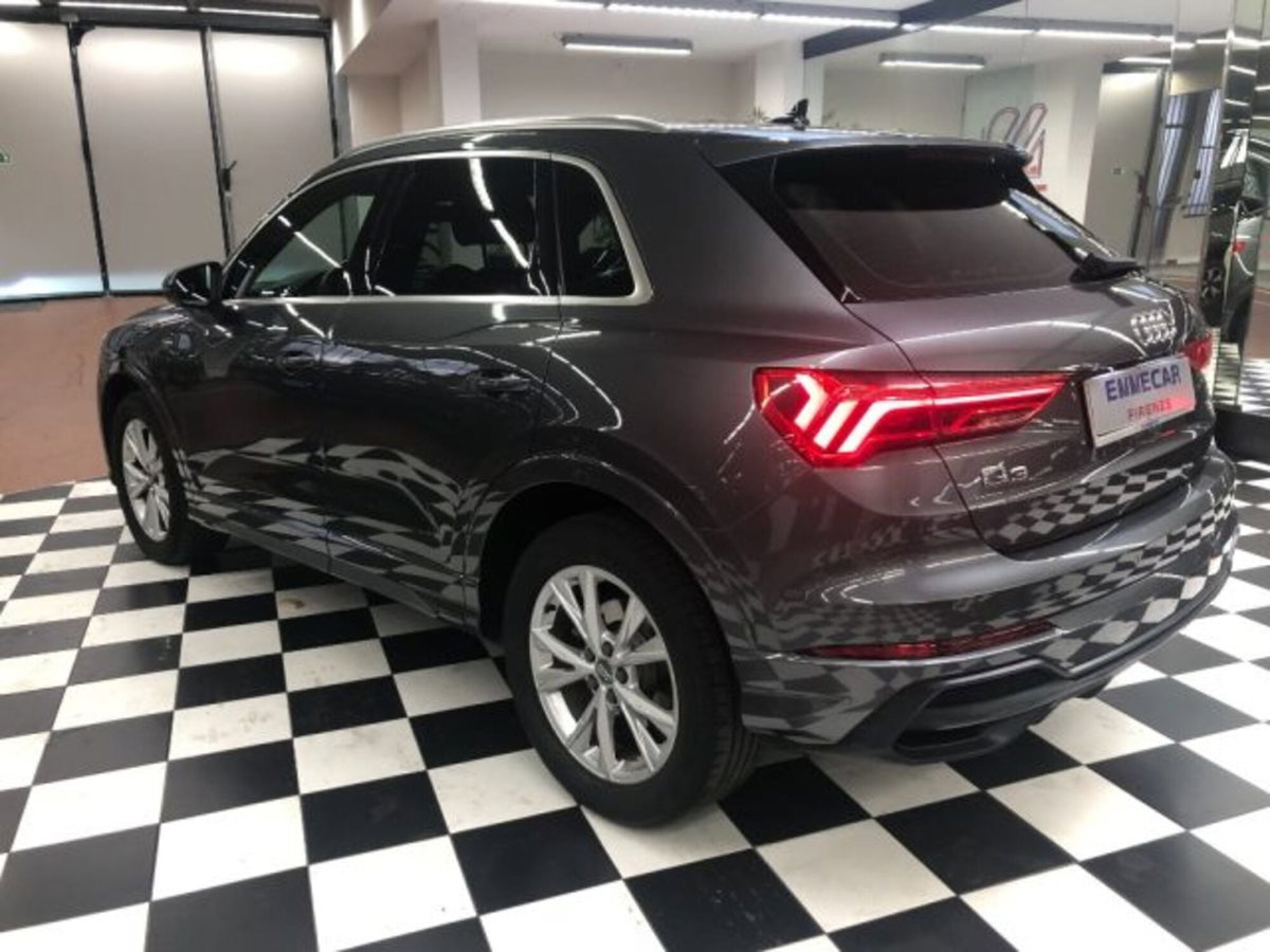 Audi Q3 2.0 TDI 150 CV S tronic S line Edition (4)