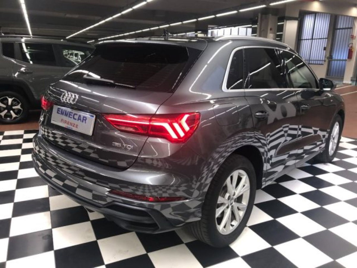 Audi Q3 2.0 TDI 150 CV S tronic S line Edition (5)