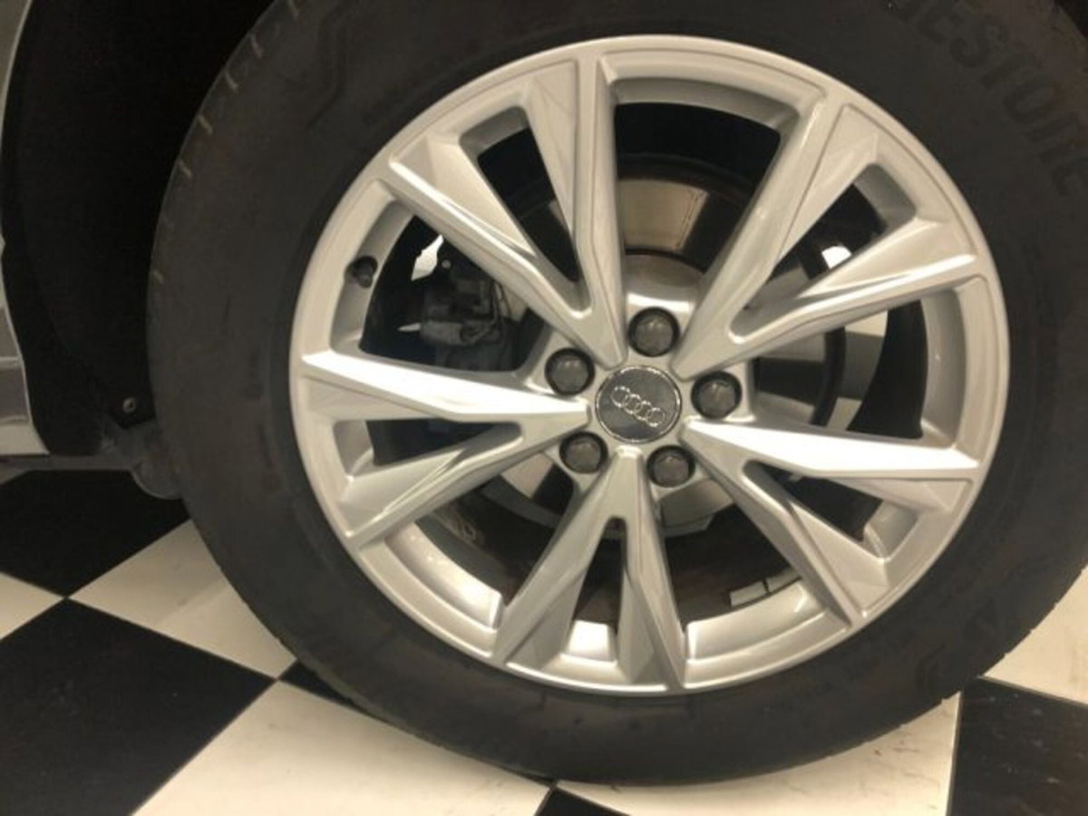 Audi Q3 2.0 TDI 150 CV S tronic S line Edition (8)