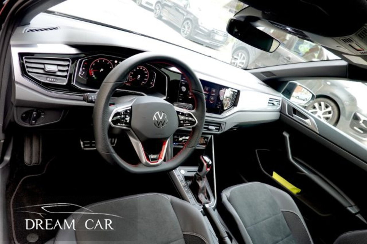 Volkswagen Polo 2.0 tsi GTI dsg (10)