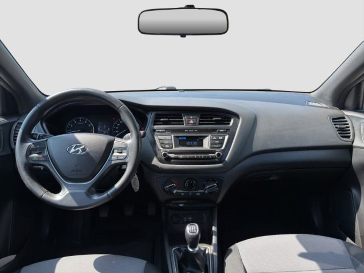 Hyundai i20 1.2 84 CV 5 porte Classic (12)