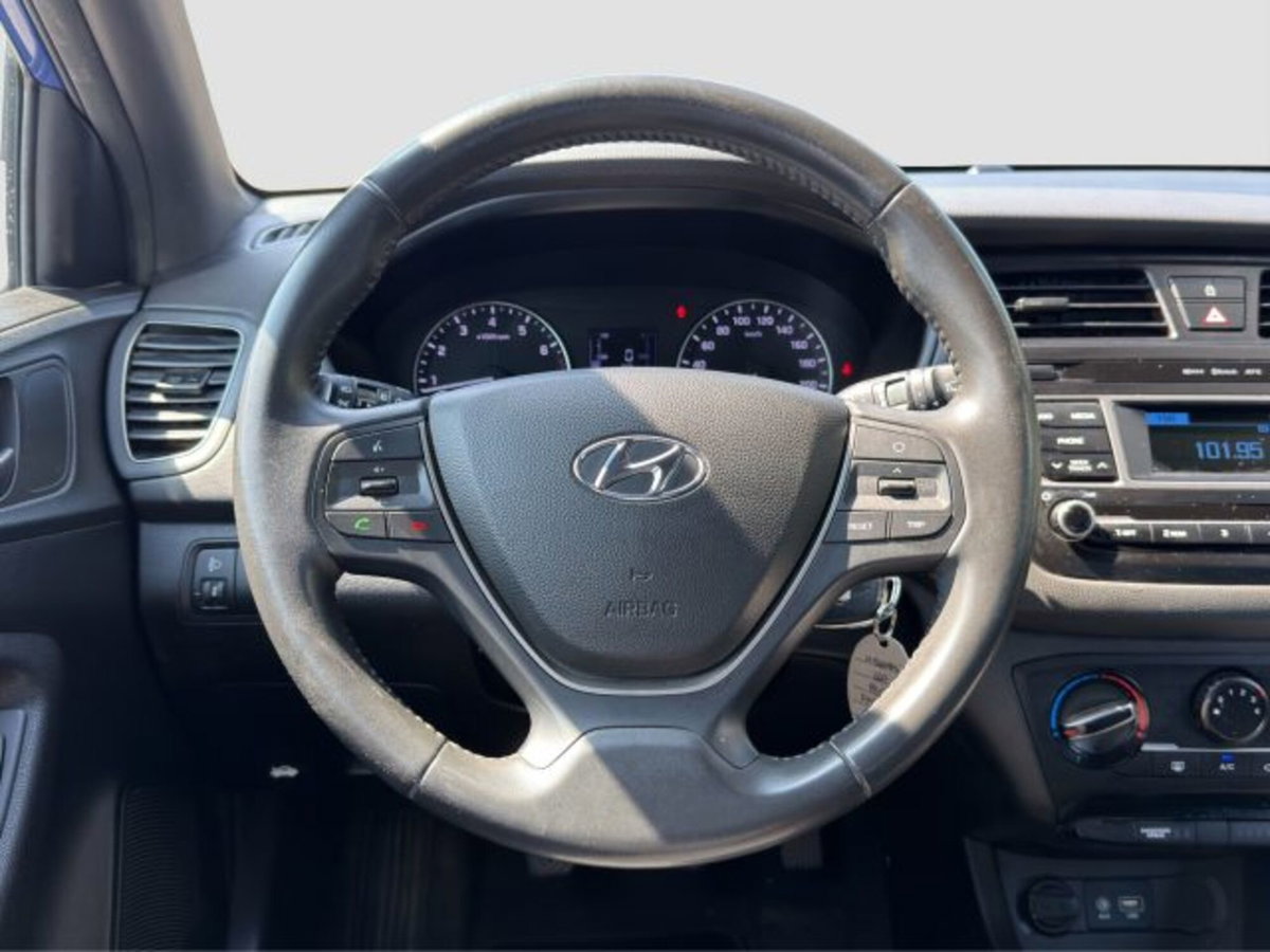 Hyundai i20 1.2 84 CV 5 porte Classic (13)