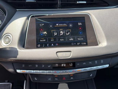 Cadillac XT4 XT4 350 TD AWD Sport (17)