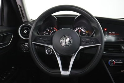 Alfa Romeo Giulia 2.2 Turbodiesel 150 CV AT8 Super (5)