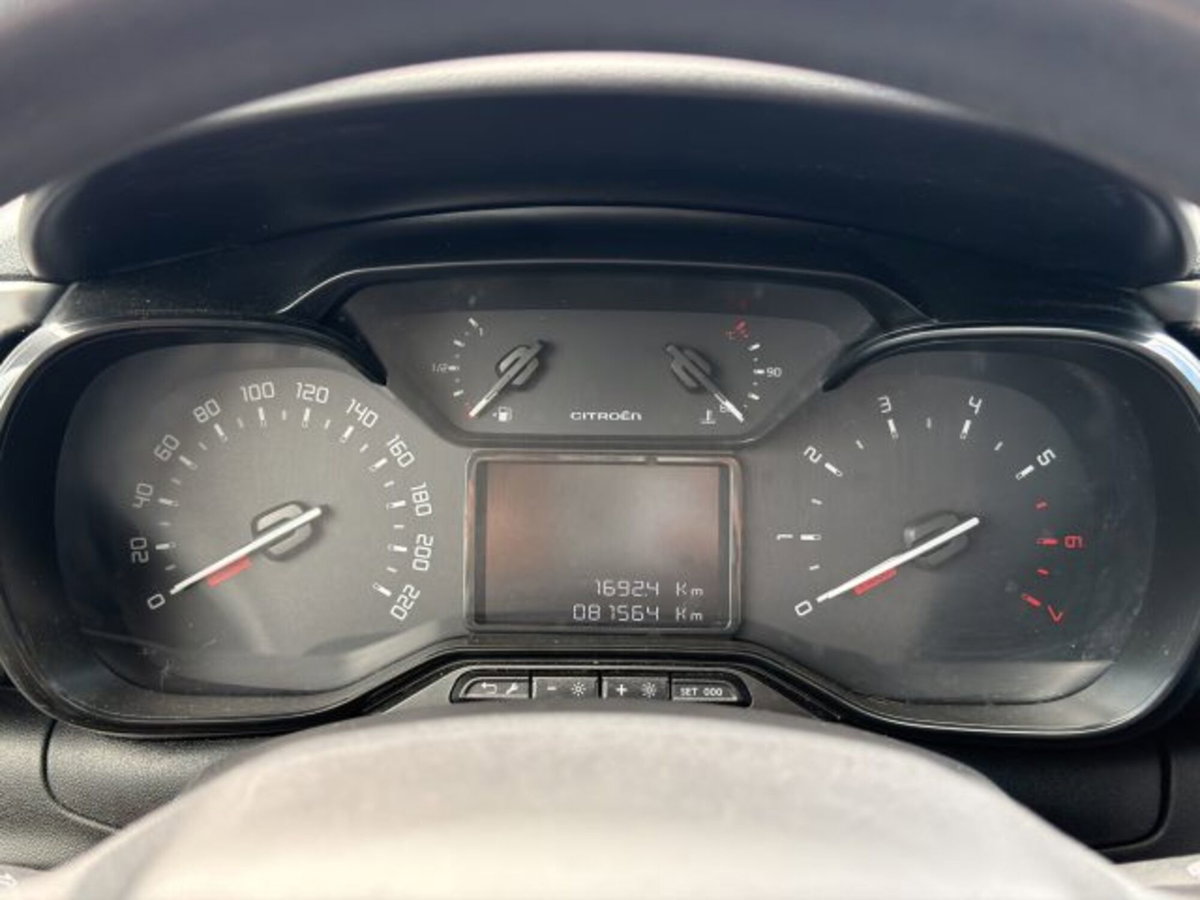 Citroen C3 Aircross PureTech 82 Feel (15)