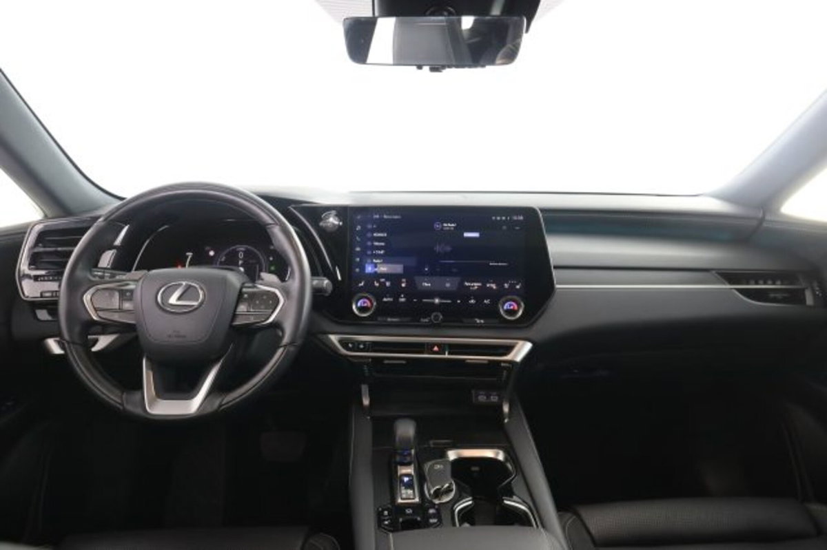 Lexus RX L Hybrid Luxury (4)