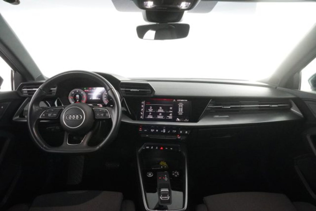 Audi A3 Sportback 35 TDI S tronic S line edition (4)