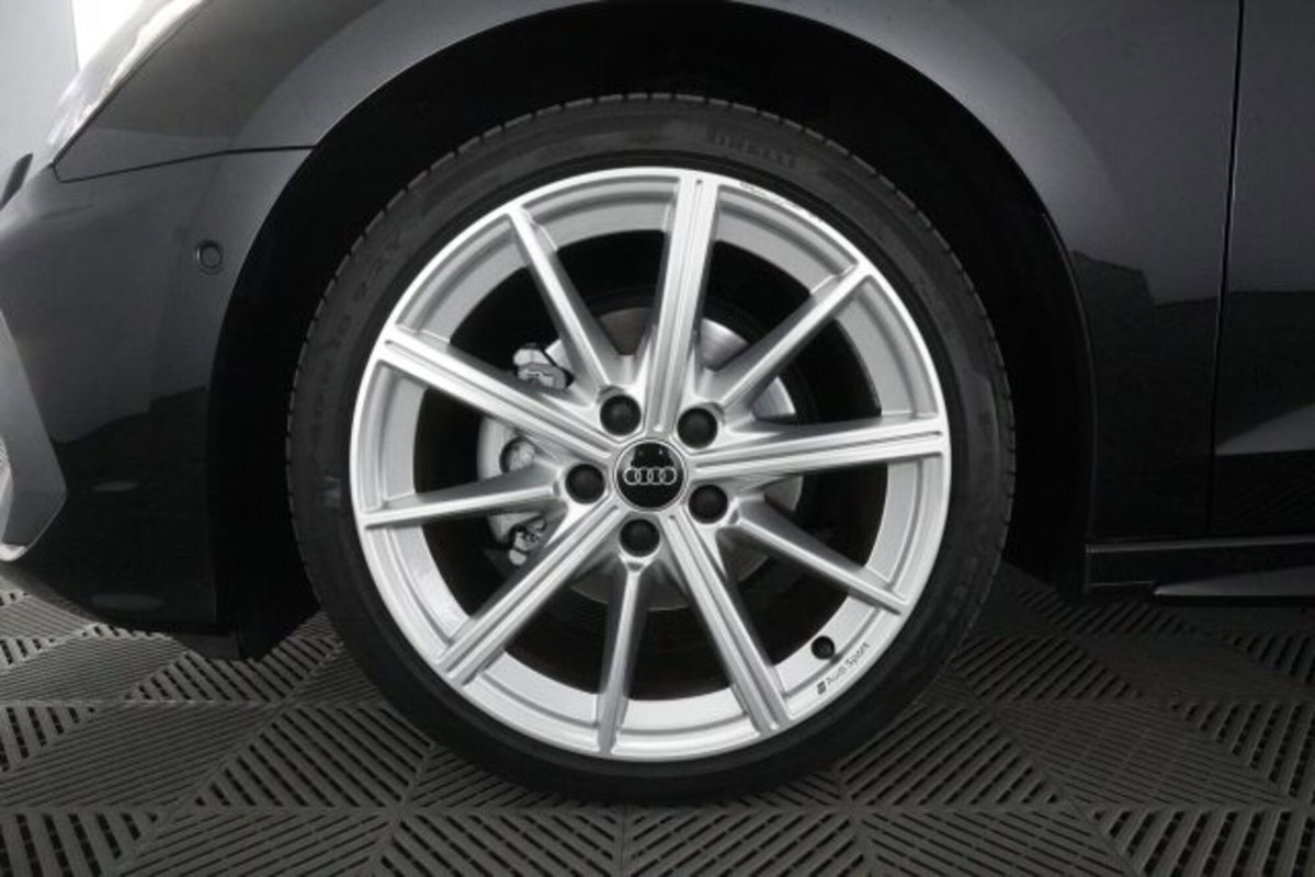 Audi A3 Sportback 35 TDI S tronic S line edition (8)