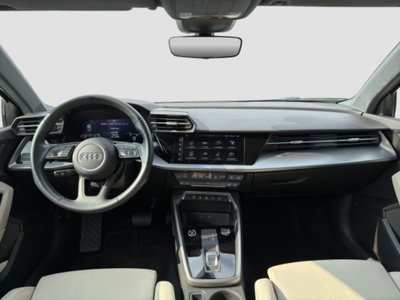 Audi A3 Sedan 30 TFSI S tronic Business Advanced (12)