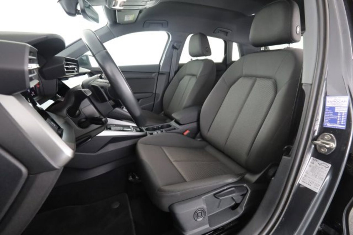 Audi A3 Sportback 30 TDI S tronic Business Advanced (2)