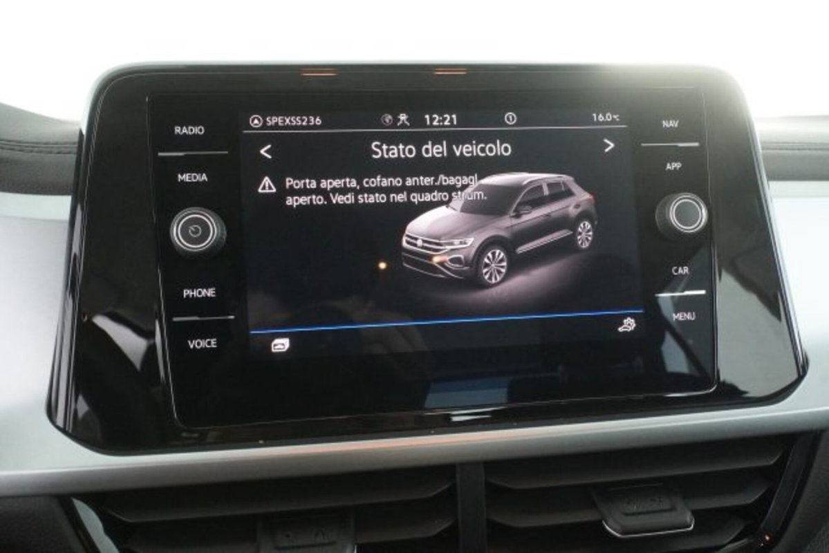 Volkswagen T-Roc 2.0 tdi Life 150cv dsg (11)