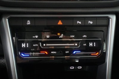 Volkswagen T-Roc 2.0 tdi Life 150cv dsg (12)