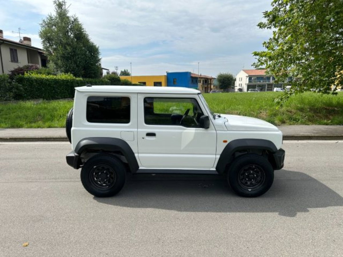 Suzuki Jimny 1.5 5MT Easy PRO (N1) (19)