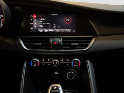 Alfa Romeo Giulia 2.0 Turbo 200 CV AT8 Super (18)