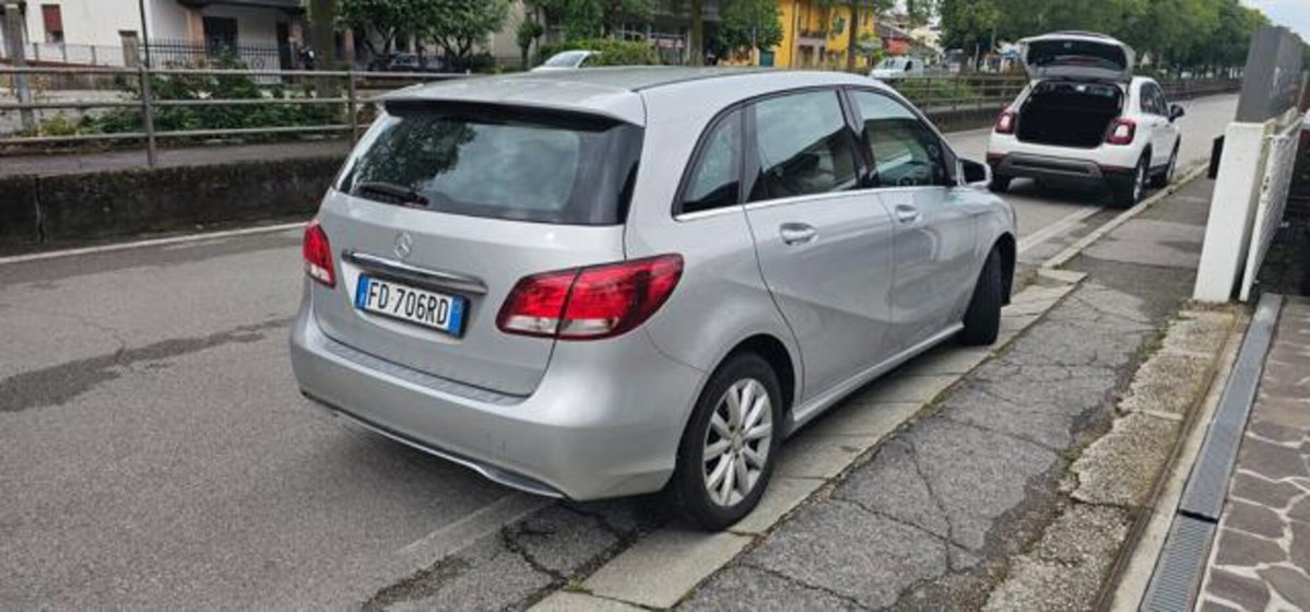 Mercedes-Benz Classe B 160 d Automatic Executive (5)