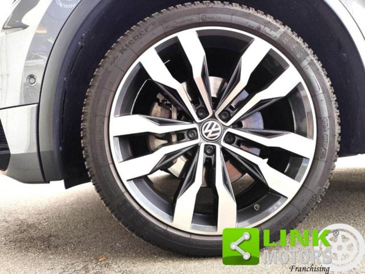 Volkswagen Tiguan 2.0 BiTDI SCR DSG 4MOTION Executive R-Line BMT (9)