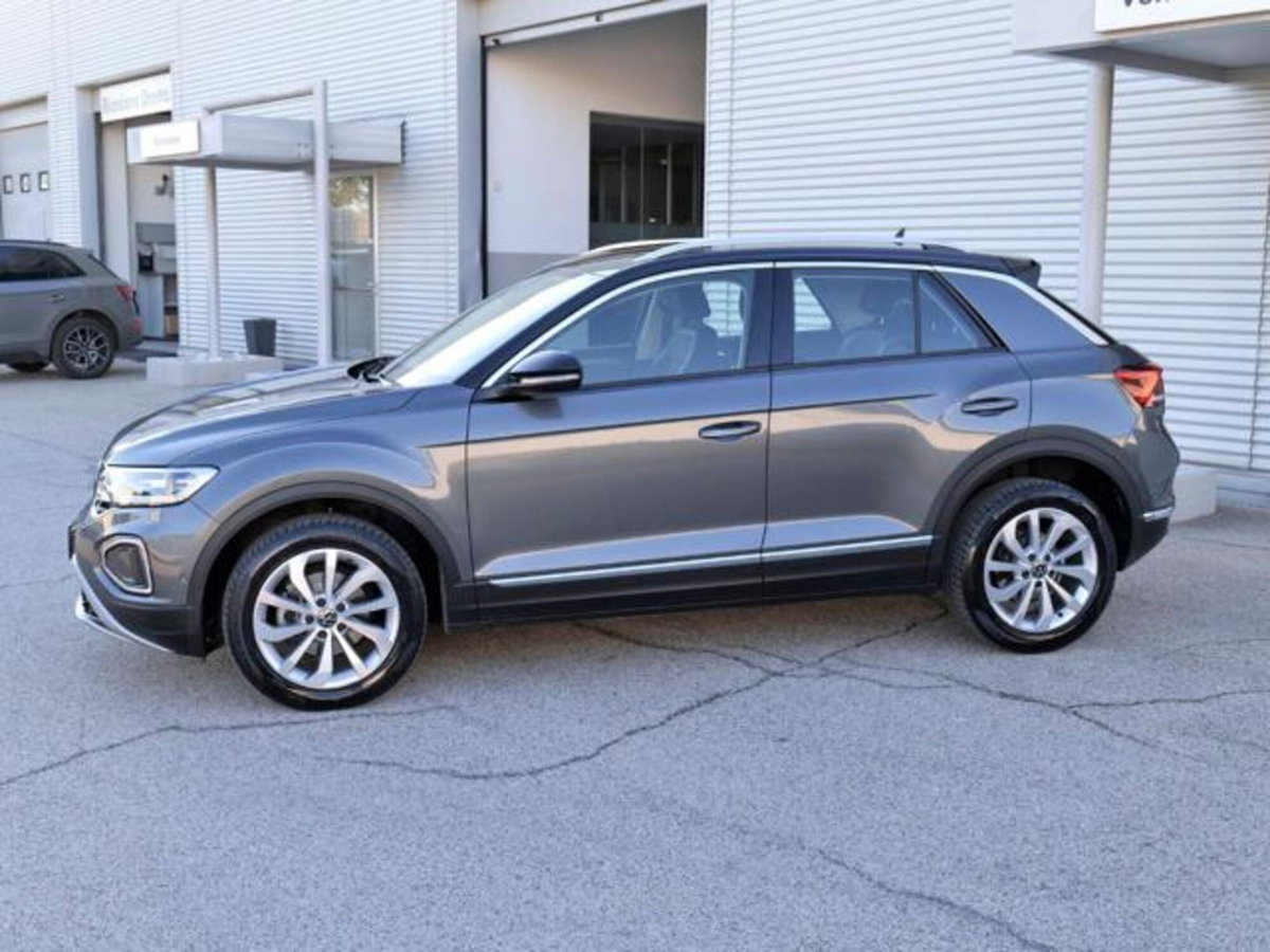 Volkswagen T-Roc 2.0 tdi Style 115cv (2)