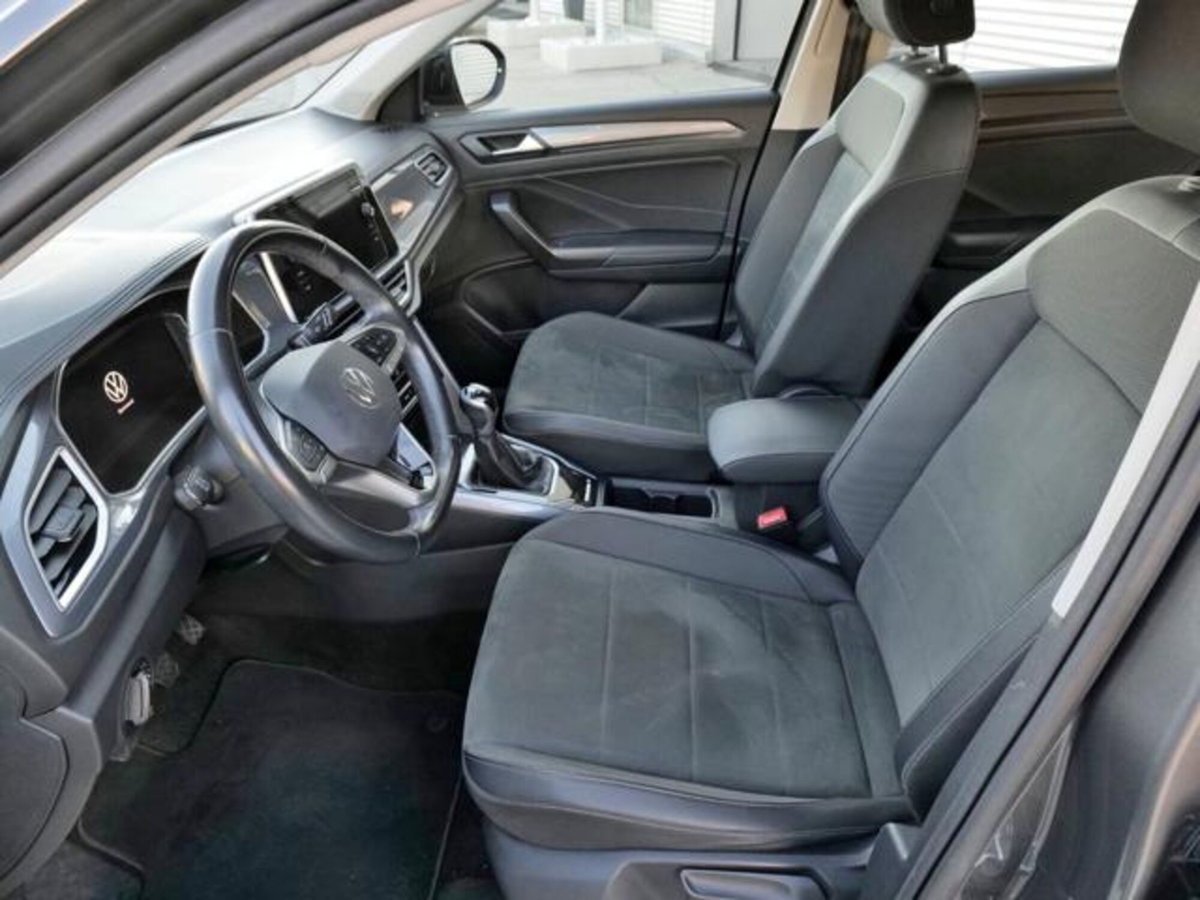 Volkswagen T-Roc 2.0 tdi Style 115cv (5)
