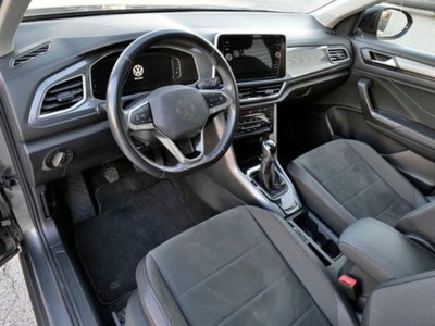 Volkswagen T-Roc 2.0 tdi Style 115cv (6)