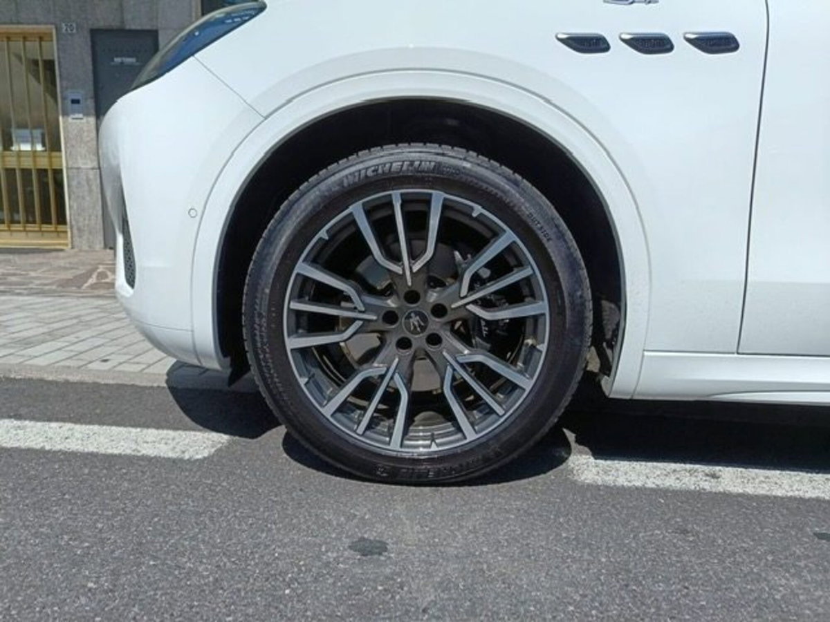 Maserati Grecale .0 mhev Grecale 250cv auto (5)