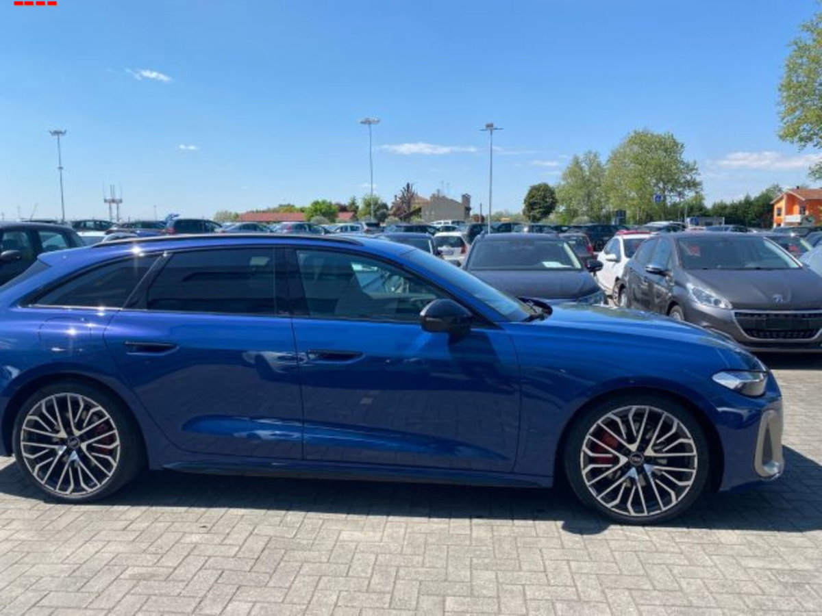 Audi A5 Avant 2.0 tfsi S line edition quattro 204cv s-tronic (4)