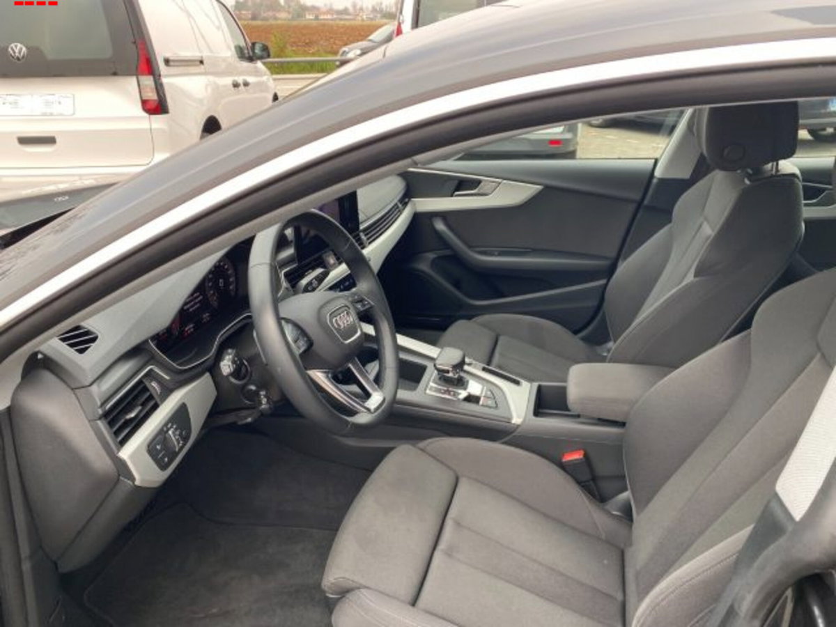 Audi A5 Sportback 40 TFSI S tronic (9)