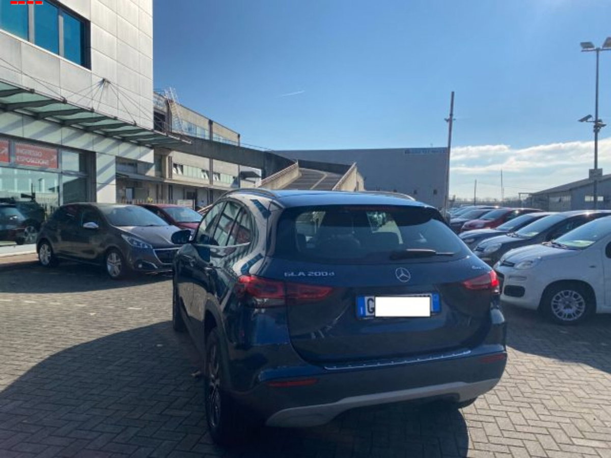 Mercedes-Benz GLA SUV 200 d Automatic 4Matic Sport Plus (5)