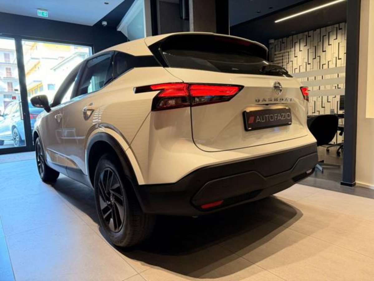 Nissan Qashqai MHEV 140 CV N-Style (13)
