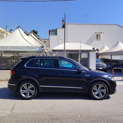 Volkswagen Tiguan 2.0 TDI 150 CV SCR DSG 4MOTION R-Line (2)