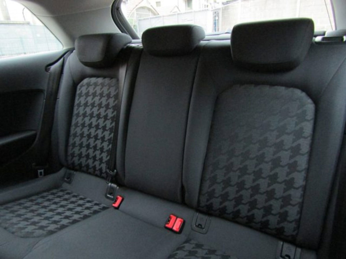 Audi A3 1.6 TDI Admired (13)