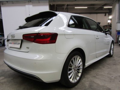 Audi A3 1.6 TDI Admired (4)