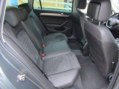 Volkswagen Passat Variant 2.0 TDI SCR 190 CV 4MOTION DSG Executive BMT (13)