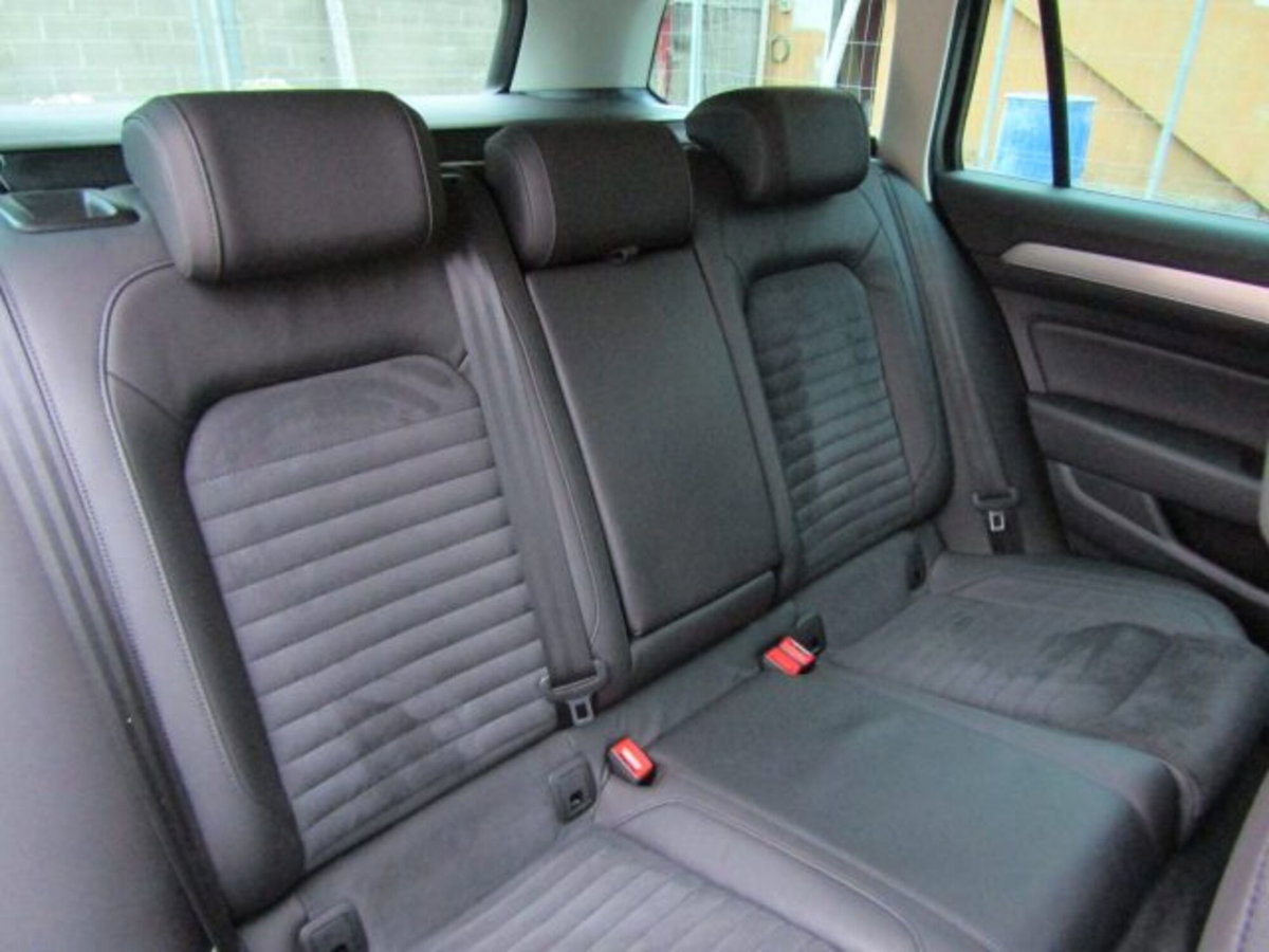 Volkswagen Passat Variant 2.0 TDI SCR 190 CV 4MOTION DSG Executive BMT (14)