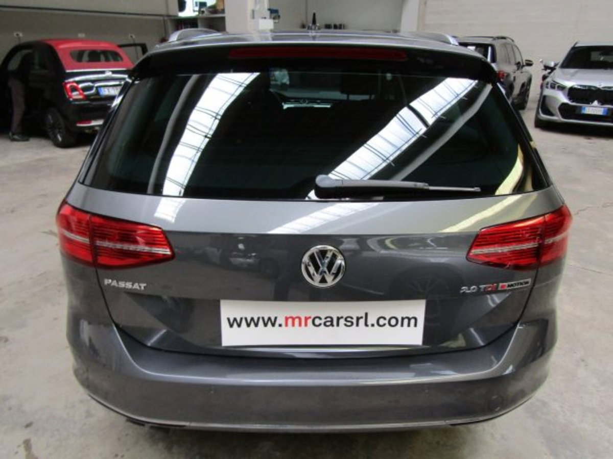 Volkswagen Passat Variant 2.0 TDI SCR 190 CV 4MOTION DSG Executive BMT (6)