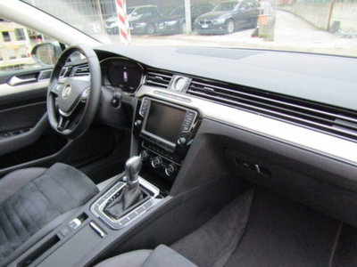 Volkswagen Passat Variant 2.0 TDI SCR 190 CV 4MOTION DSG Executive BMT (16)
