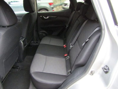 Nissan Qashqai 1.5 dCi Tekna (11)
