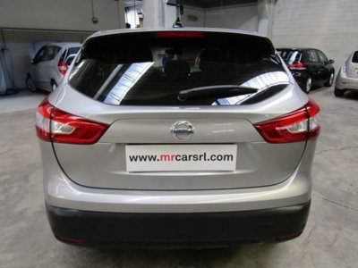 Nissan Qashqai 1.5 dCi Tekna (6)