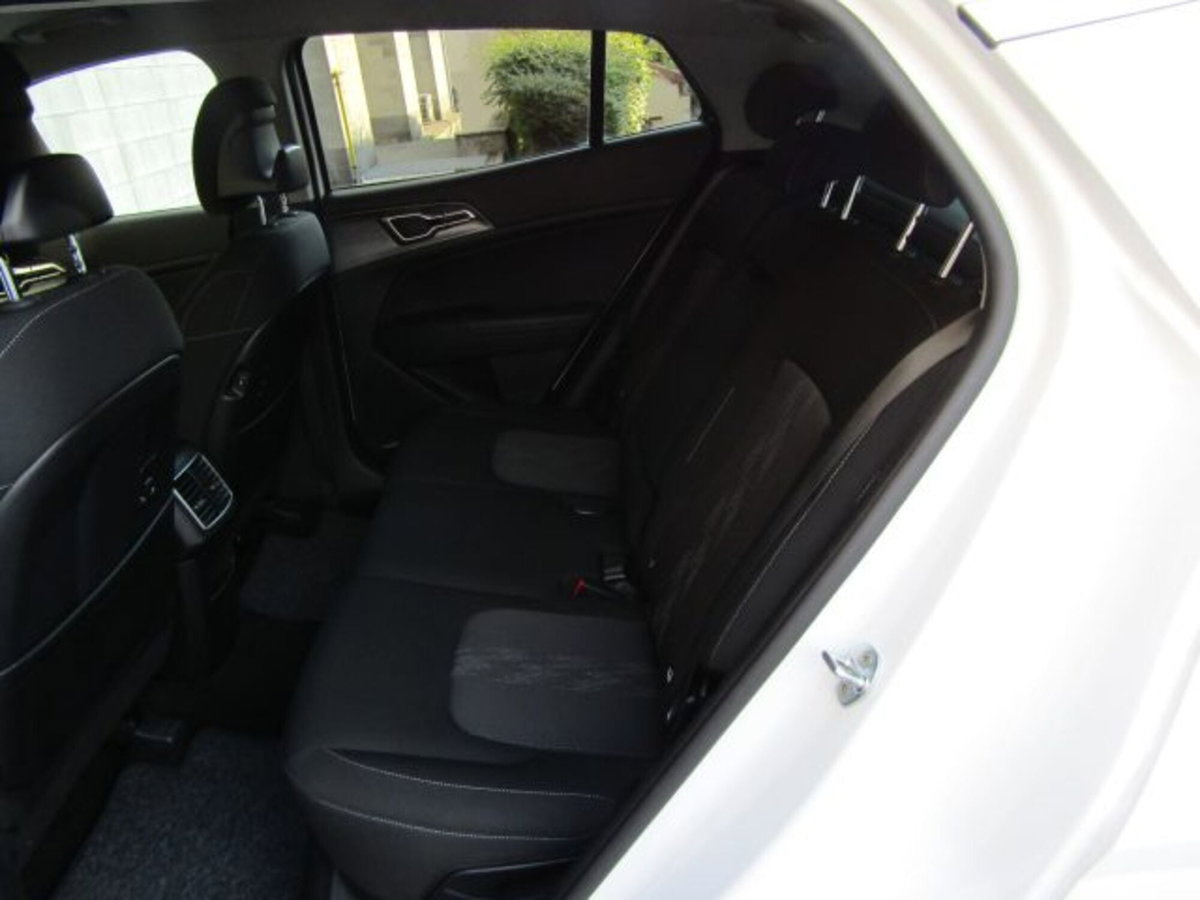 Kia Sportage 1.6 TGDi MHEV Style (11)