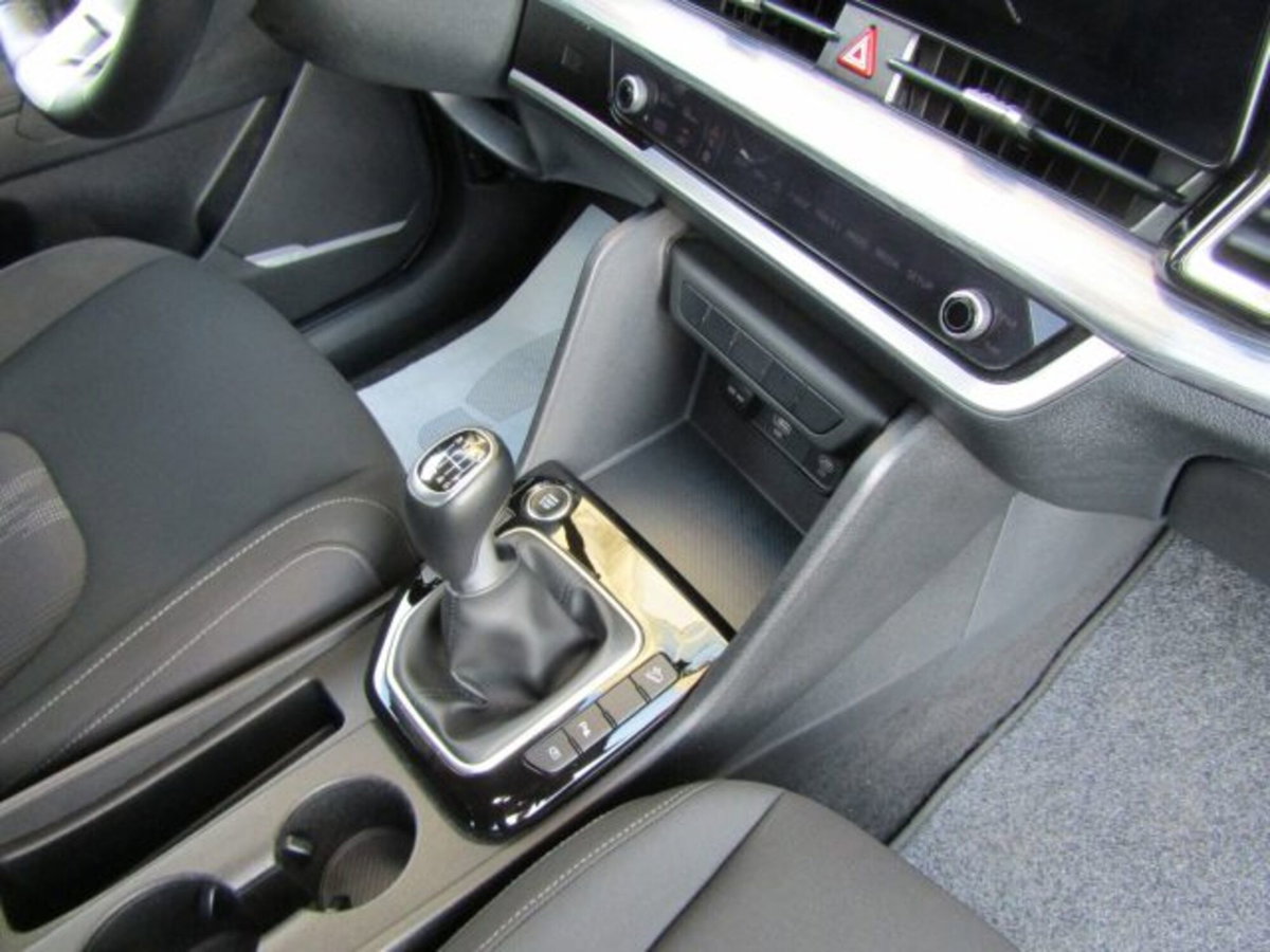 Kia Sportage 1.6 TGDi MHEV Style (17)